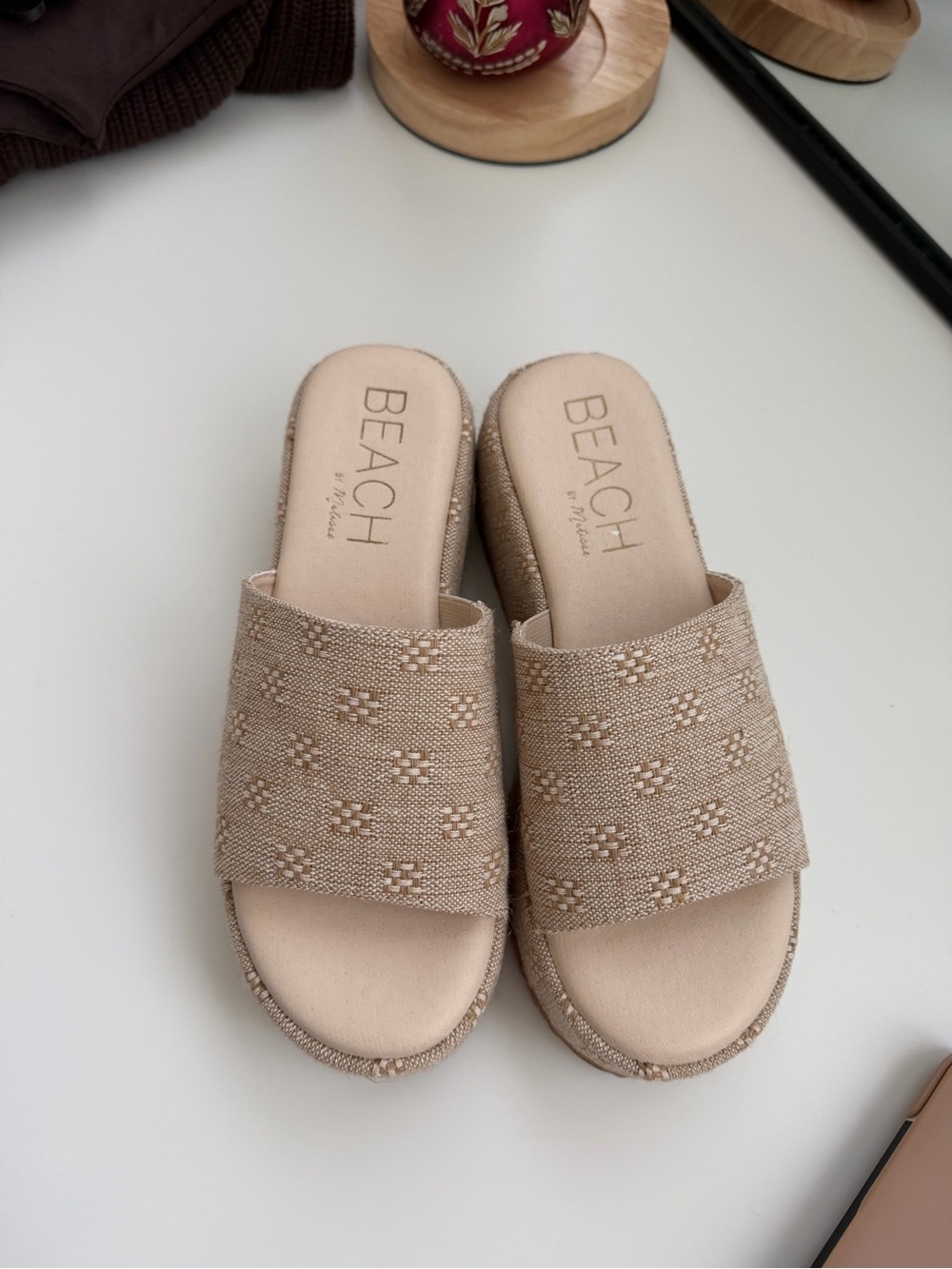 Platform Sandals - Picture 2 of 3